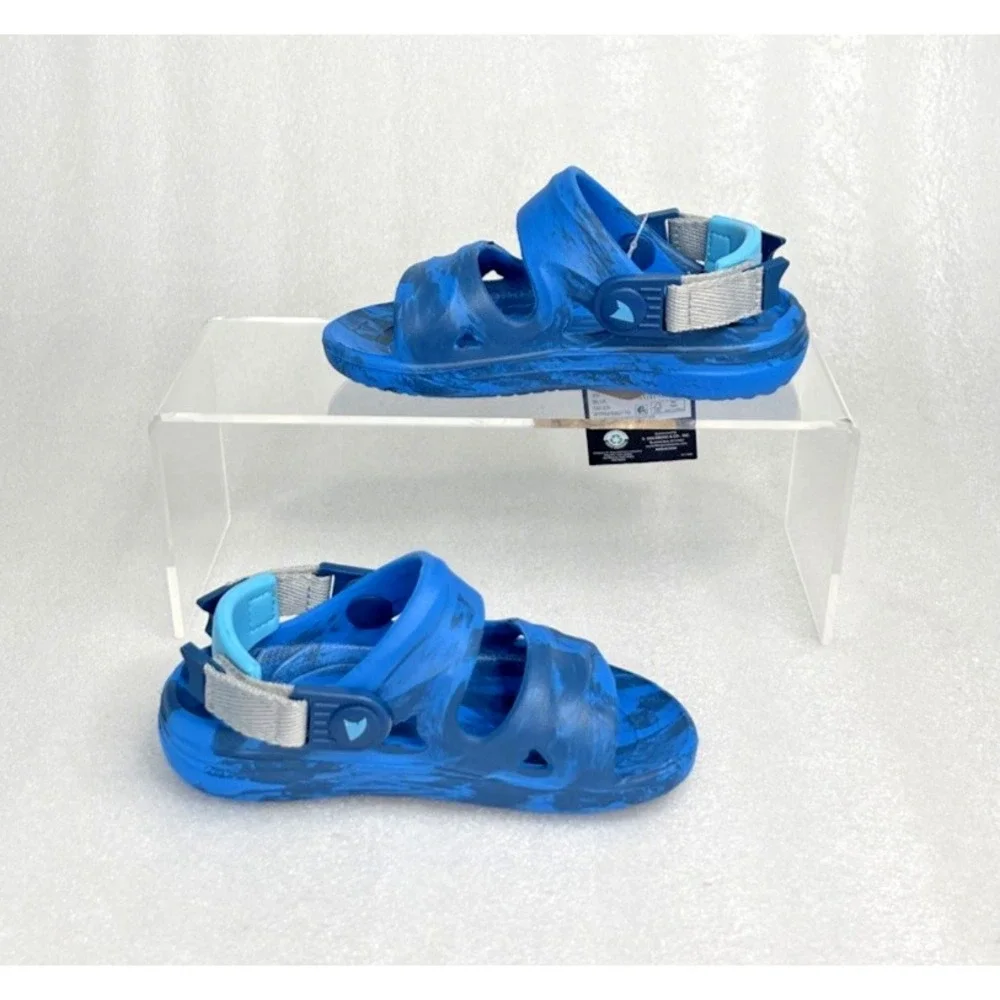 Rugged Shark Adventure Trail Blue Sandals Floatable Washable Boys Size 7 NEW